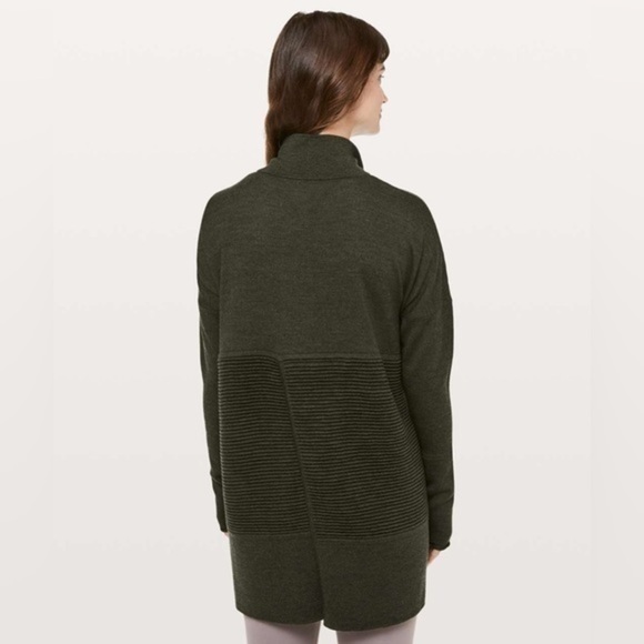 Lululemon Sit In Lotus Wrap II Heathered Dark Olive - Picture 5 of 15